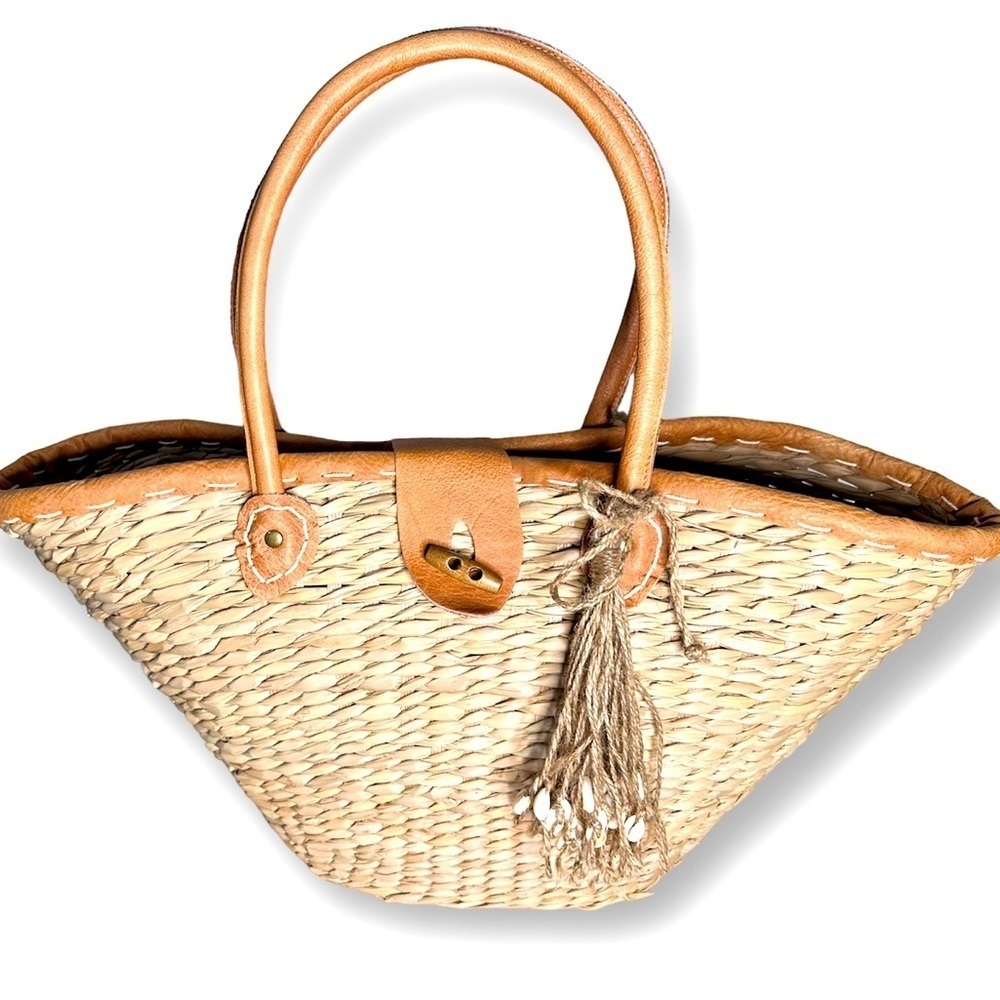 Natural Seagrass Oversized Tote